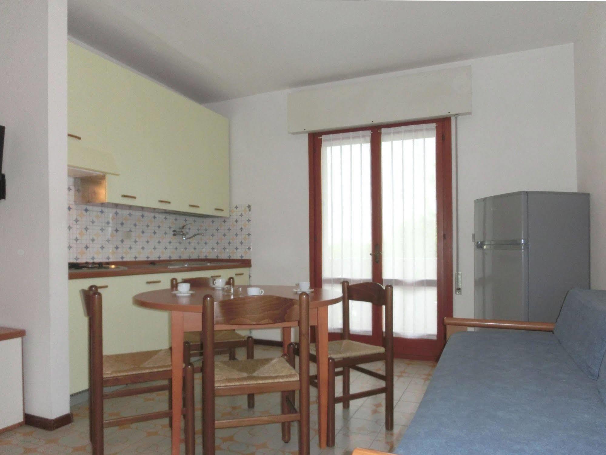 Michelangelo Sabbiadoro Apartment Lignano Sabbiadoro Ngoại thất bức ảnh